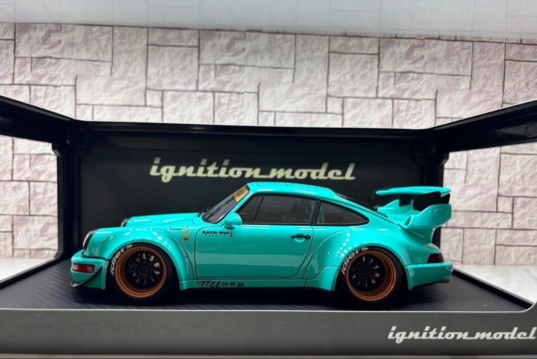 1／18ミニカー イグニッションモデル　ポルシェRWB964ライトブルー【新品】