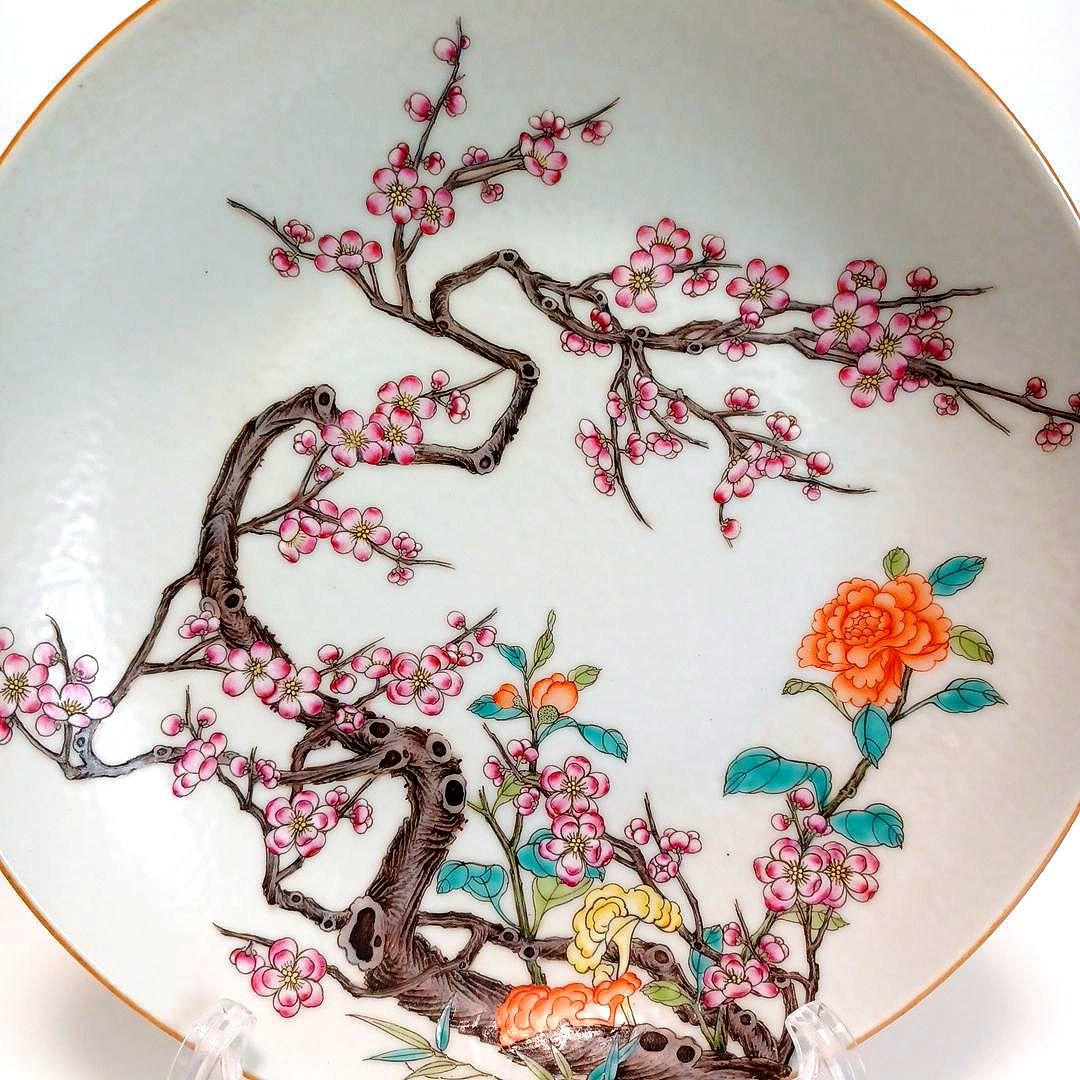 粉彩花文皿