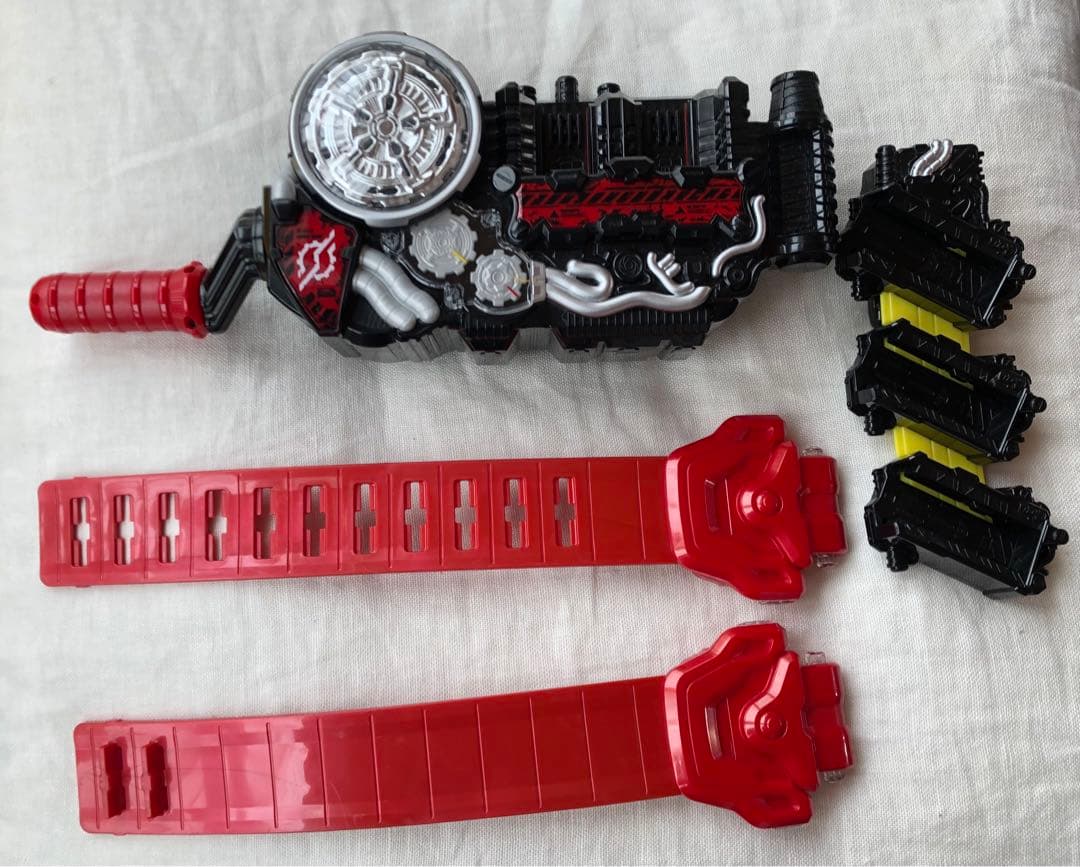 仮面ライダービルド　ＤＸビルドドライバー&フルボトル32個