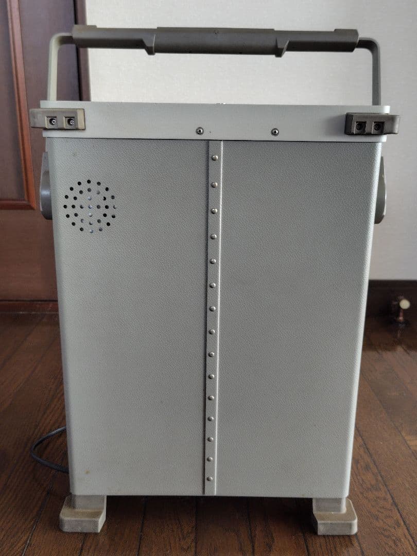 hp スペクトラムアナライザー　8590B