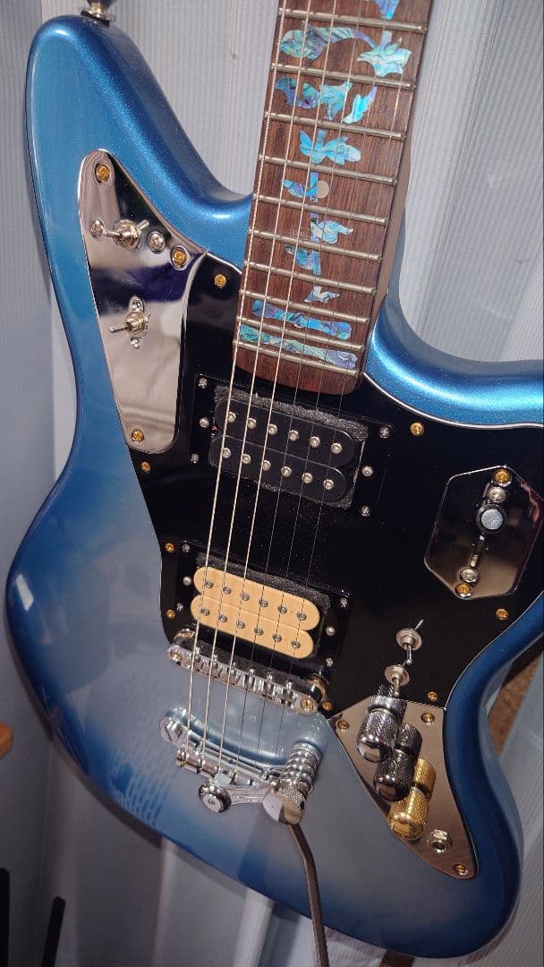 最終価格Squier Contemporary Jaguar 改造ディマジオ