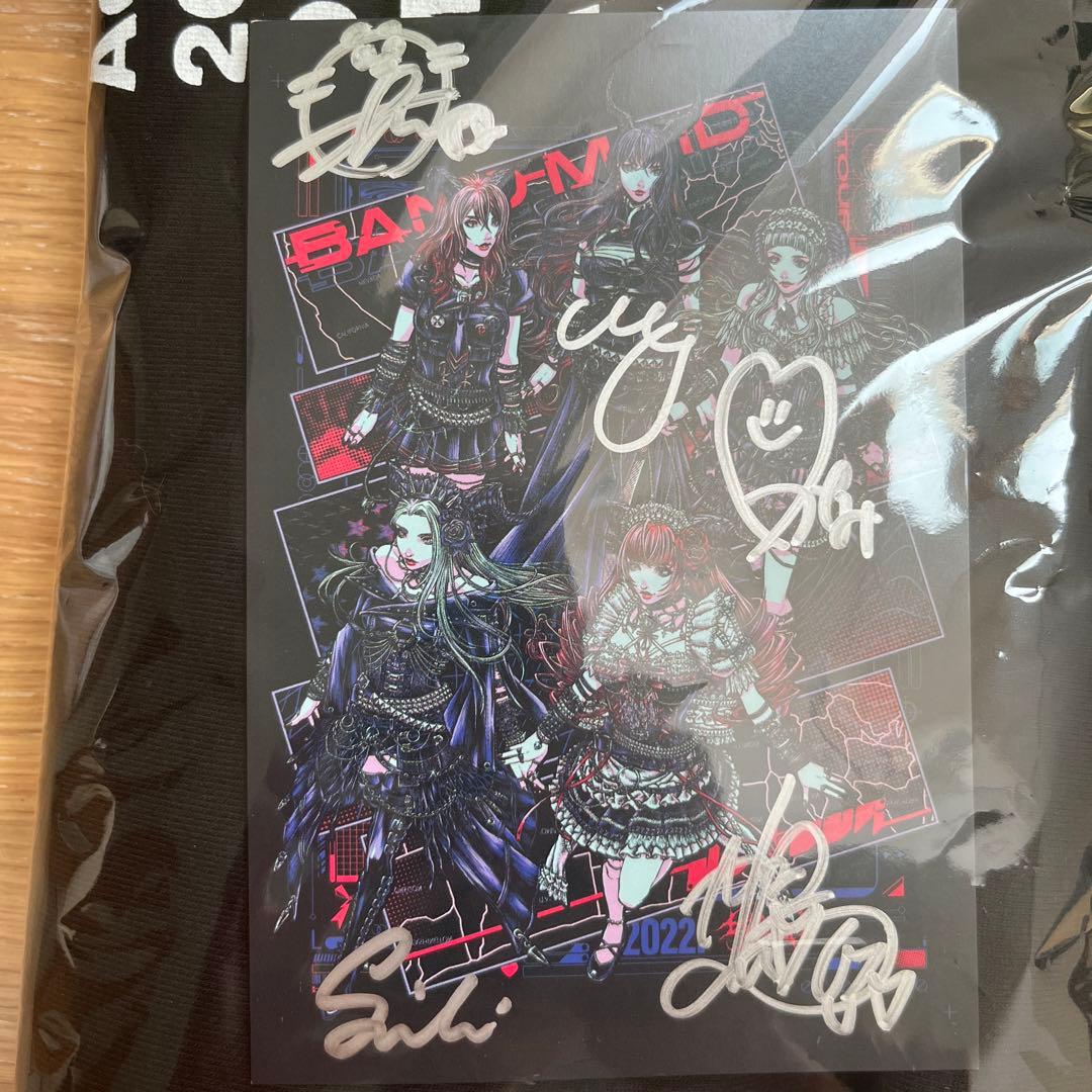 BAND-MAID 直筆サインポストカード＆ Tシャツ