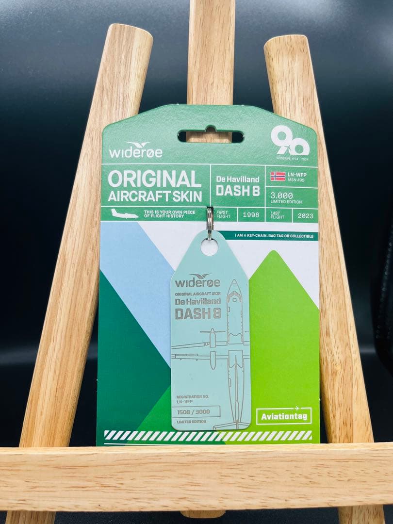 AVIATIONTAG Dash8 Widerøe mint キーホルダー