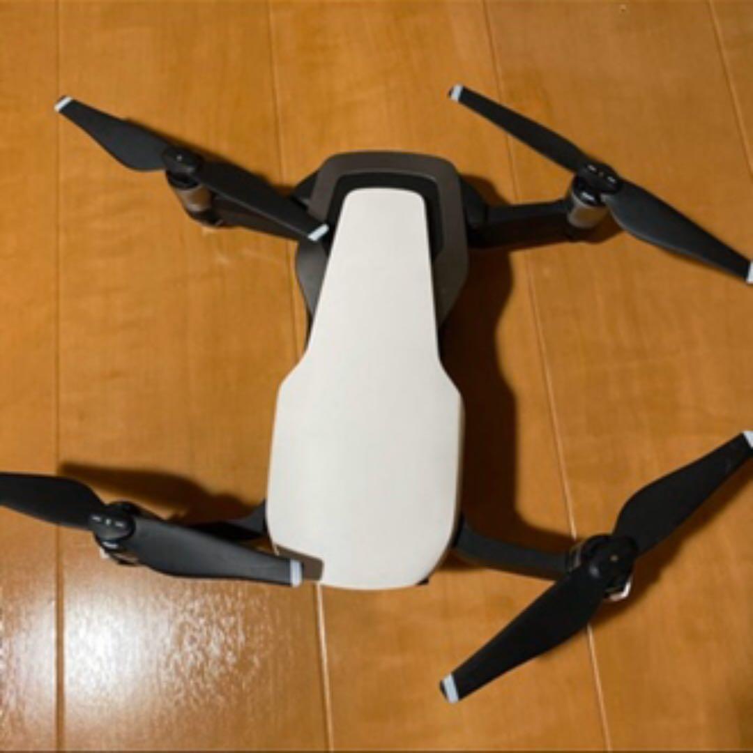 MAVIC AIR FLY MORE COMBO（白）