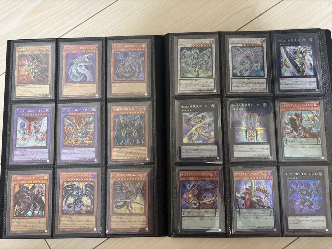 quartercenturyartcollection シクレアコンプファイル