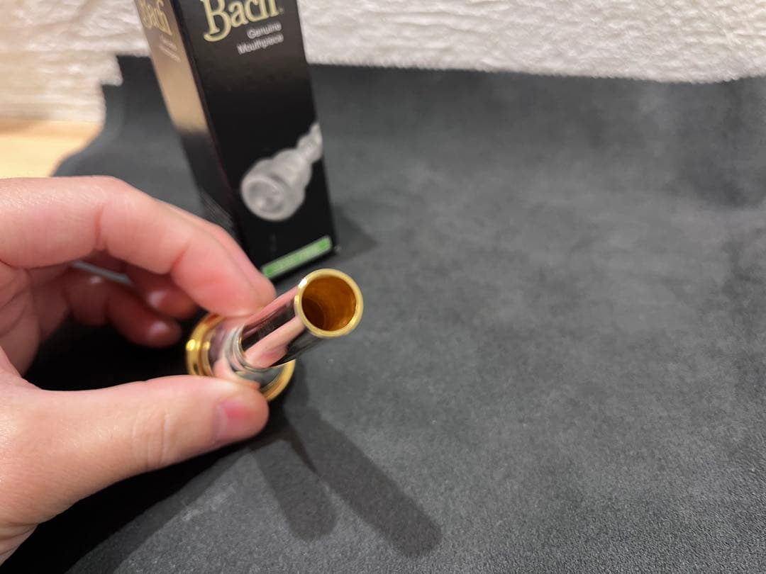 Bach 1X トランペットマウスピース