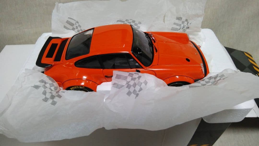 エグゾト　ポルシェ934RSR 1/18