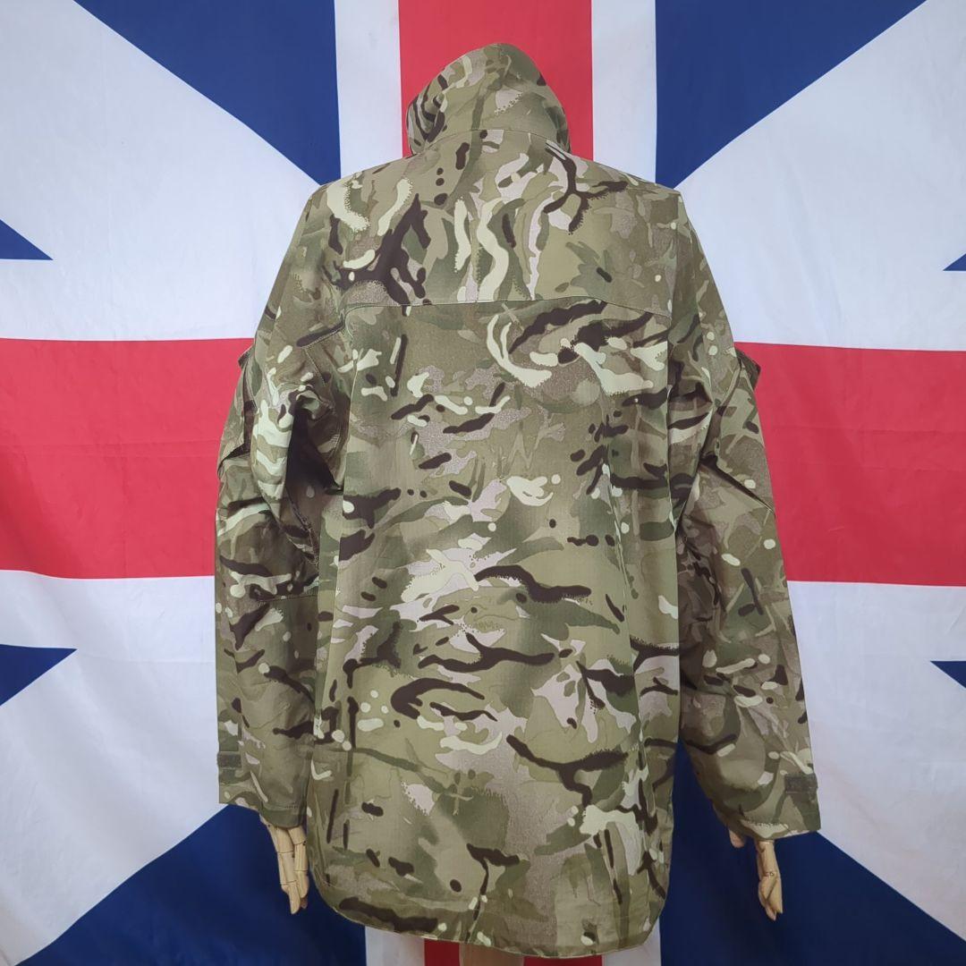 イギリス軍GORTEX防水ジャケット【実物新品】階級章付き