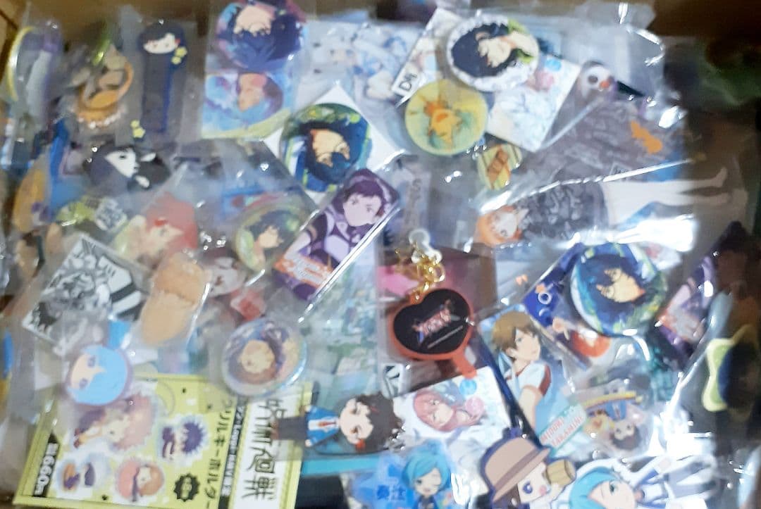 アニメ キャラクター 小物 グッズ 大量 まとめ売り 2000個以上