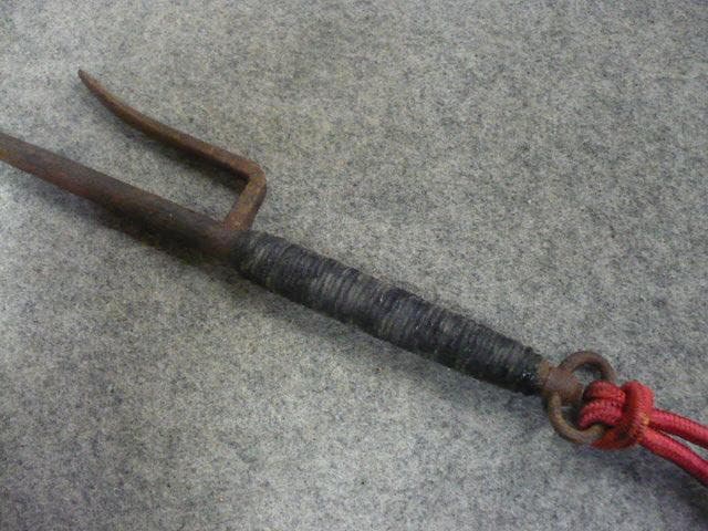 鉄製昔の十手 [B31565]