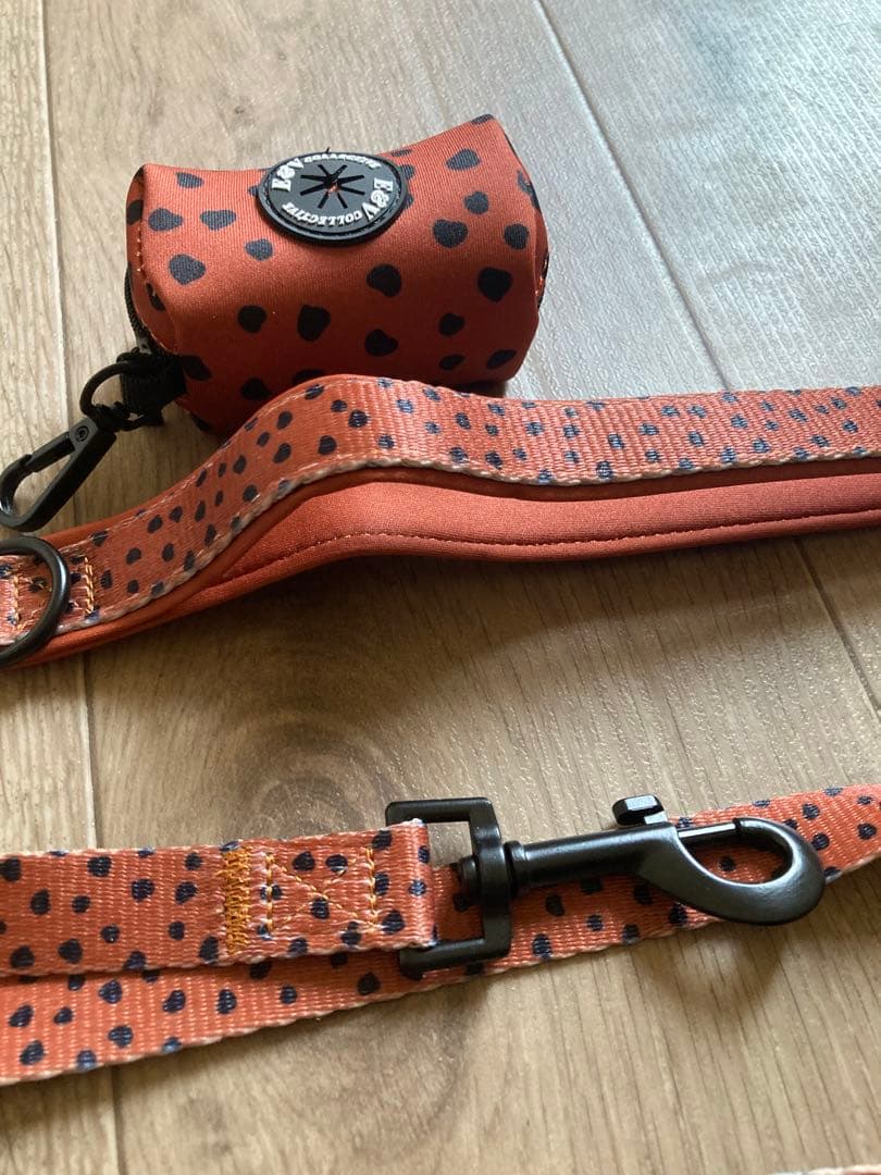 【イギリス製】中型、大型犬　カラー、ハーネス、リード、プーバック4点