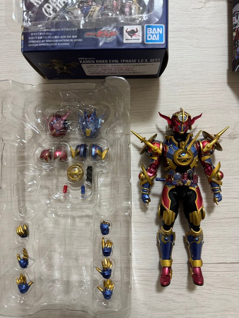 S.H.Figuarts 仮面ライダーエボル 4点セット