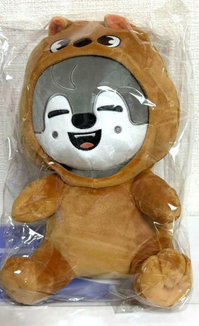 StrayKids　skzoo 抱きぬいぐるみ　ハンクォッカ　ウルフチャン