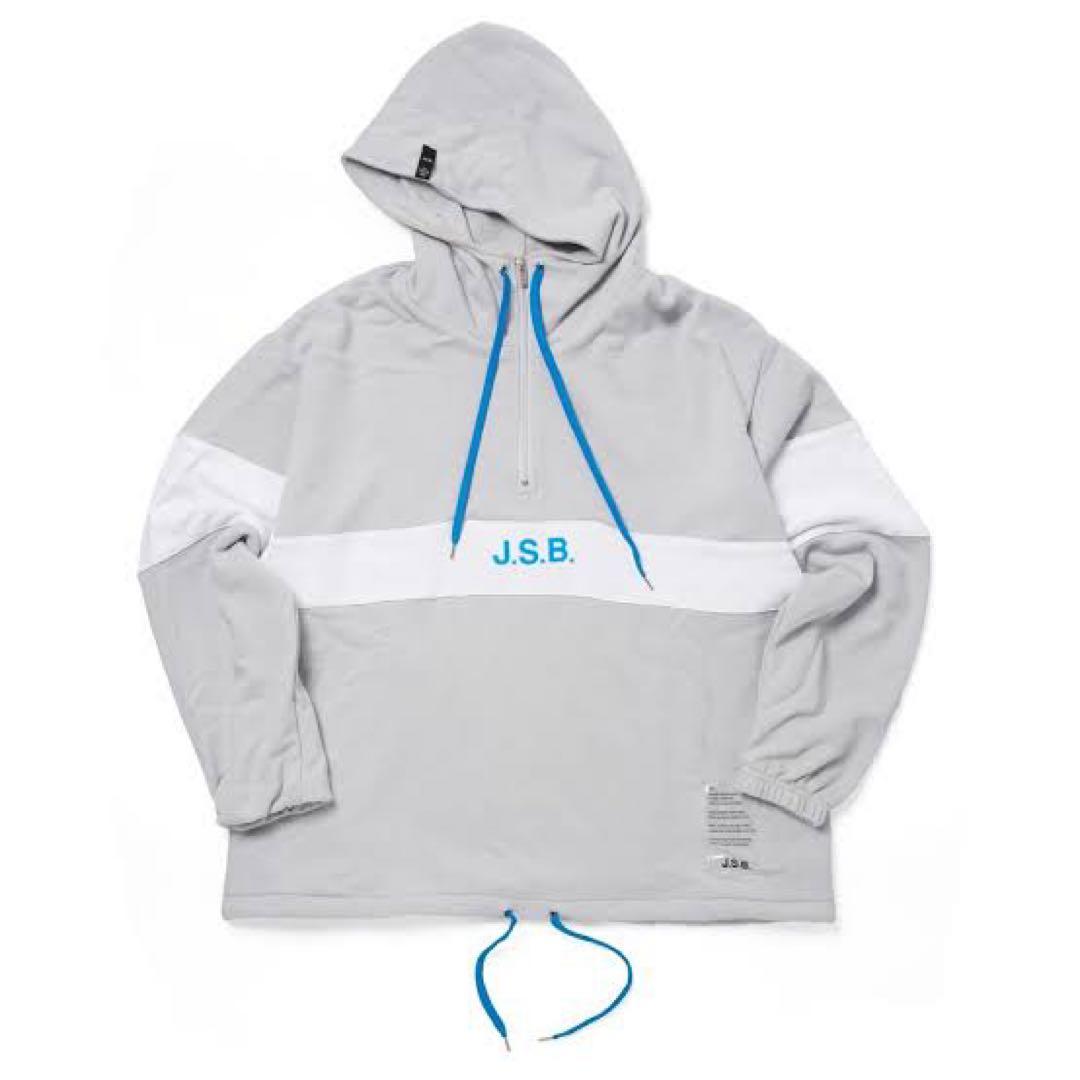 J.S.B. グレー フーディ ジッパー付き