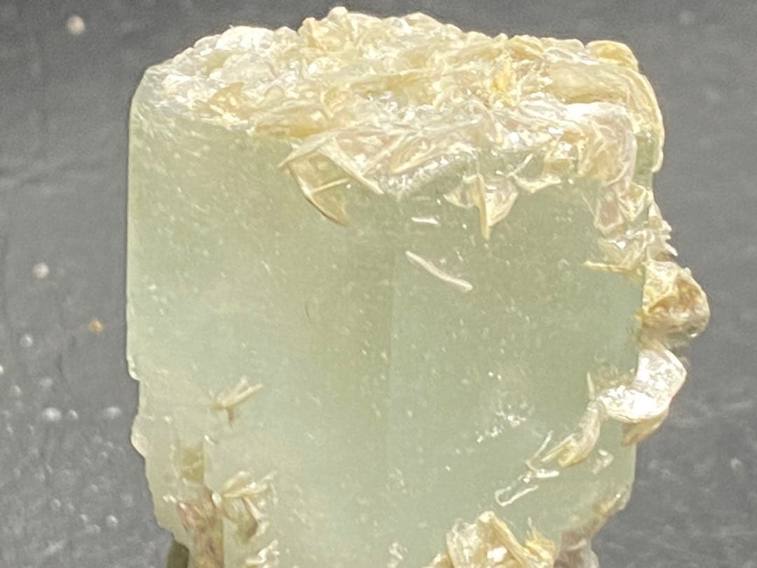 アクアマリン　結晶　マイカ　雲母　72g