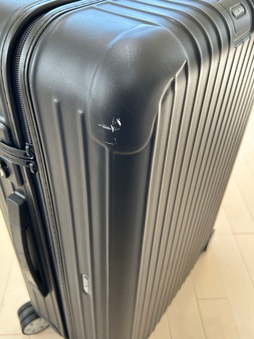 【期間限定値下げ】RIMOWA サルサ スーツケース 61L 黒 4輪