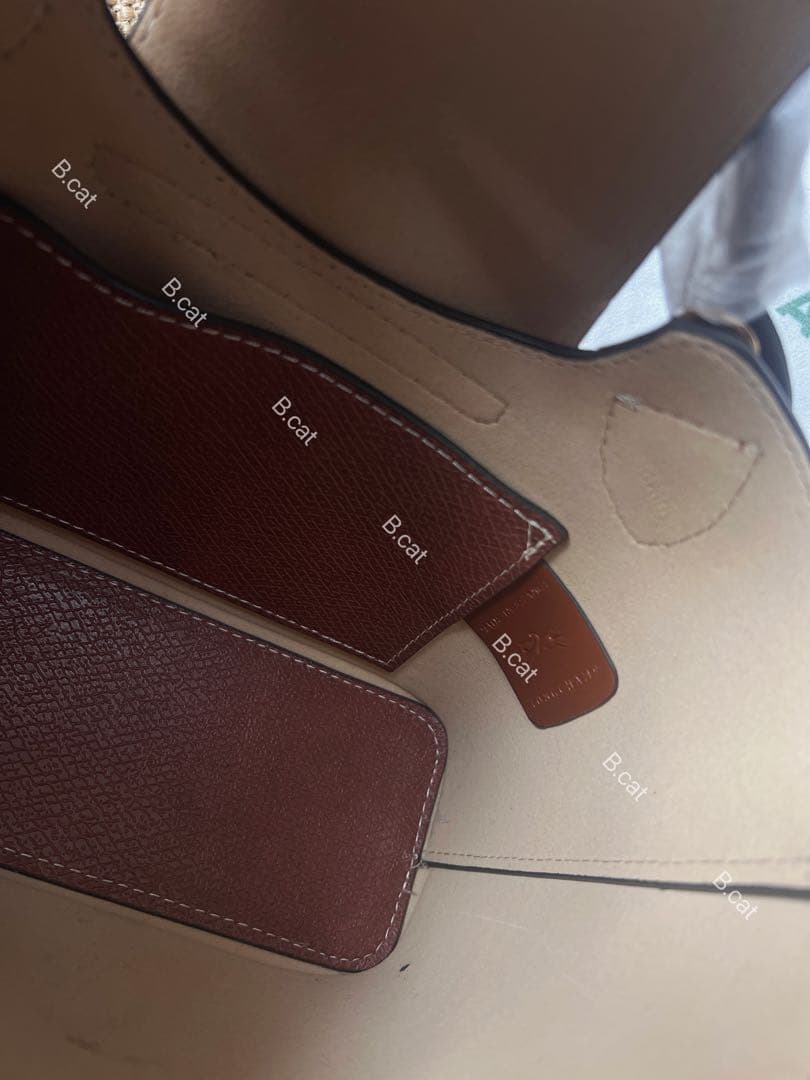 新シーズンLongchampエピュレ テクスチャードレザーミニバッby