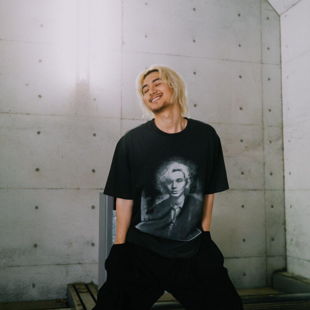 ♡おまんじゅう♡藤井風Tシャツ肖像画の白と黒