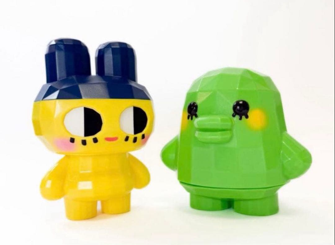 【完売品・希少】TAMAGOTCHI × MAO まめっち くちぱっち