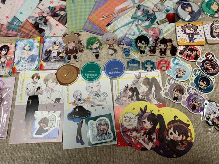 にじさんじ★まとめ売り★アクリル★缶バッジ★カード★ファイル★シールなど、、、