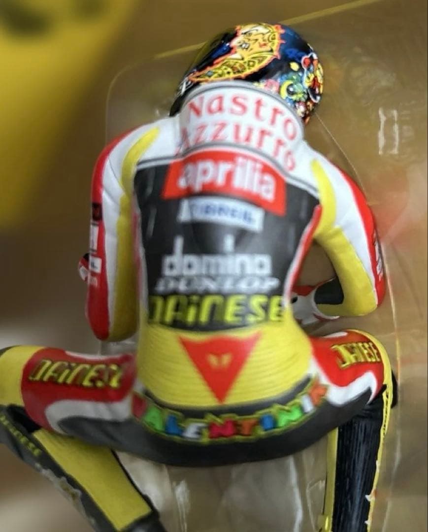 ミニチャンプス バレンティーノ・ロッシ 1/12スケール
