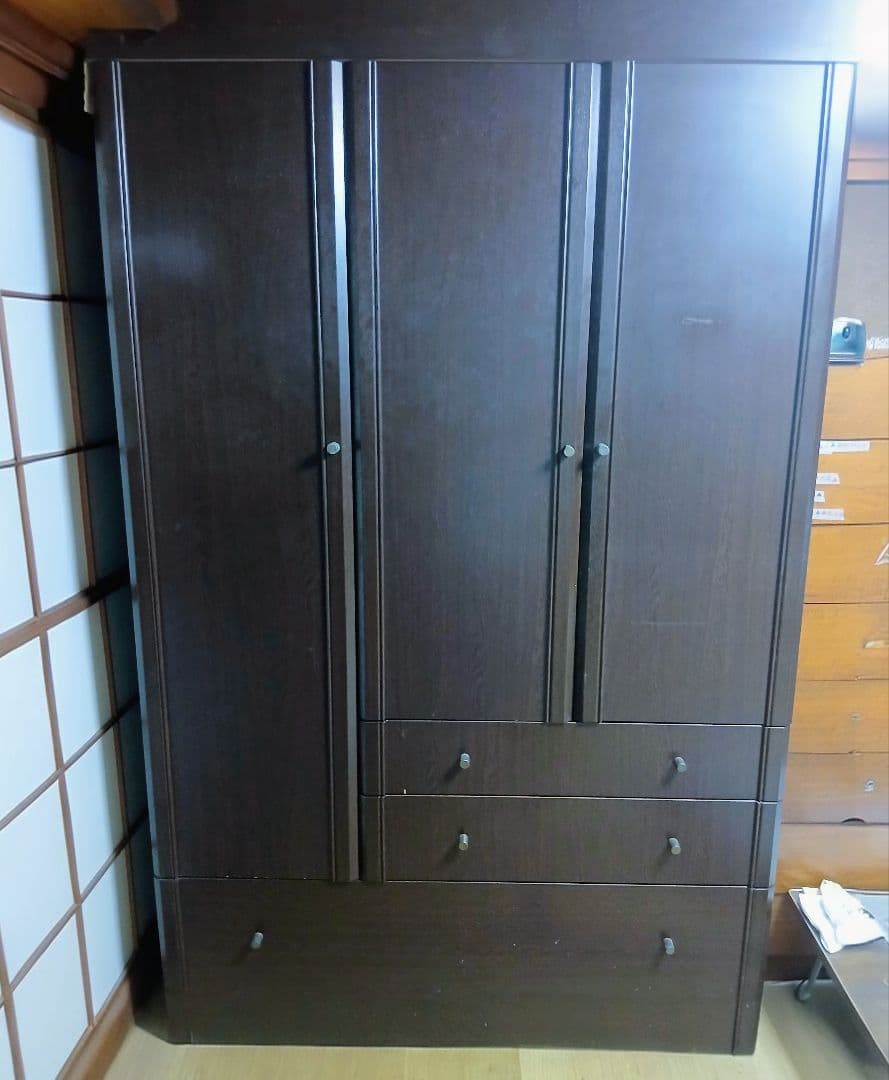 アンティーク家具　洋服ダンス　ダークブラウン