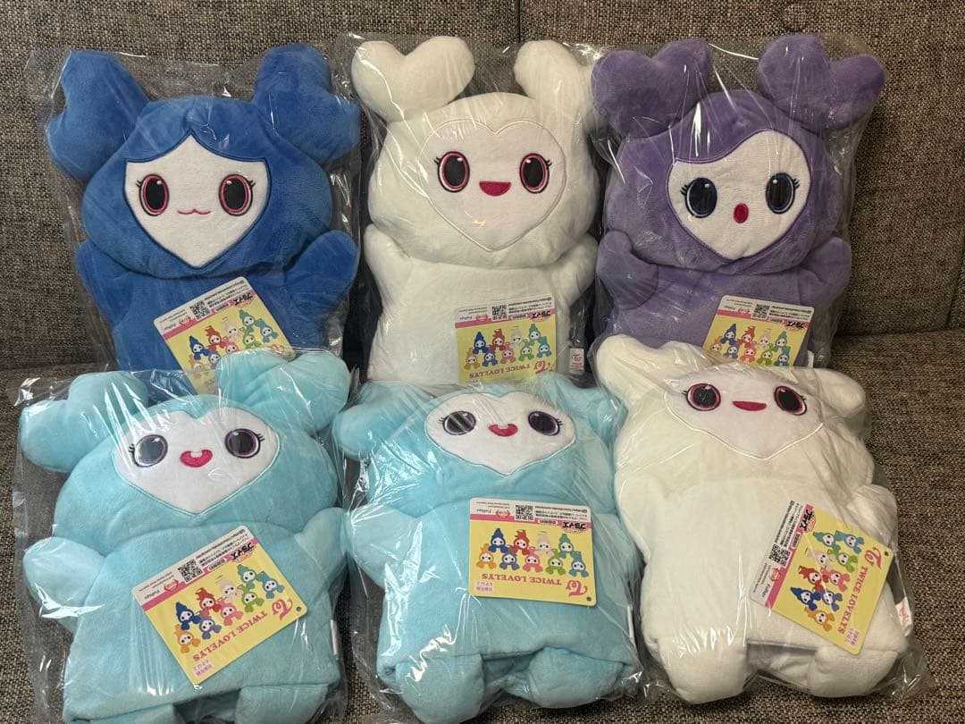 ★本日値下げ中★TWICE LOVELYS GIGO限定 54個セット
