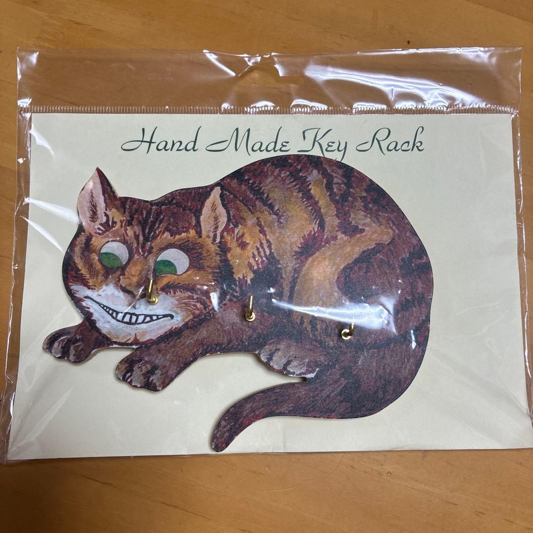 限定　不思議の国のアリス　チェシャ猫　キーラック　ハンドメイド　壁かけインテリア