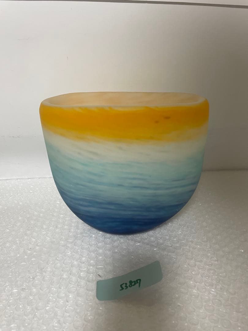ガラス工芸家　岩田久利作　朝の海　花瓶　花器　箱付