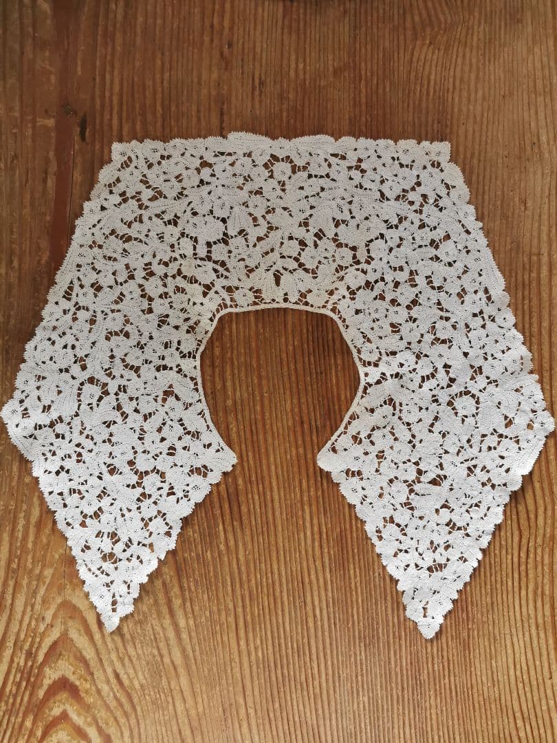 アンティーク ベルギーブルージュボビンレース付け襟 18c.ローズレアバージョン