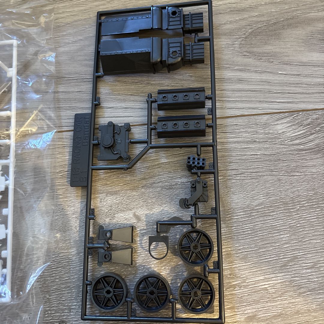 超貴重！バンダイのプラモデル！モーター付き！BRABHAM FORD 1/16