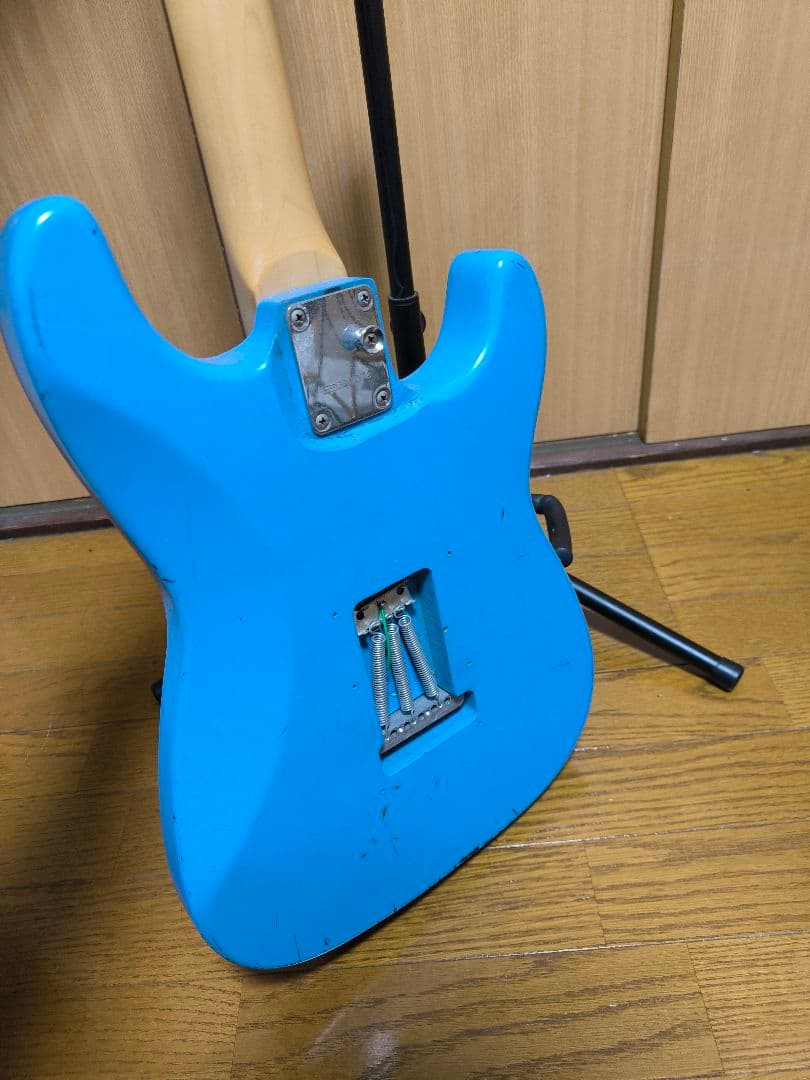 【モディファイ品】TOKAIネック仕様 ストラトタイプ レフティ→右用改造