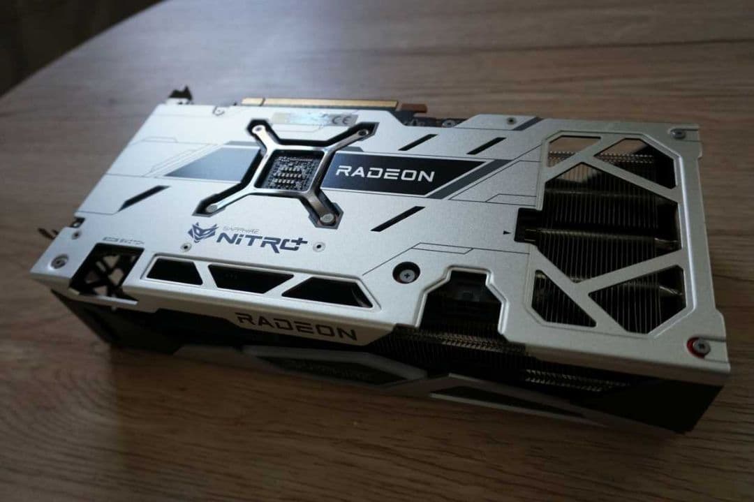 【中古、美品】AMD 6800xt 16GB Sapphire Nitro+
