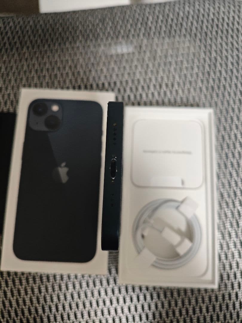 Apple iPhone 13 128gb ミッドナイト 本体