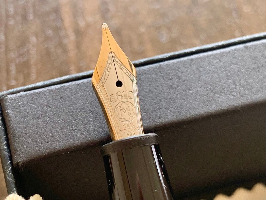MONTBLANC 万年筆