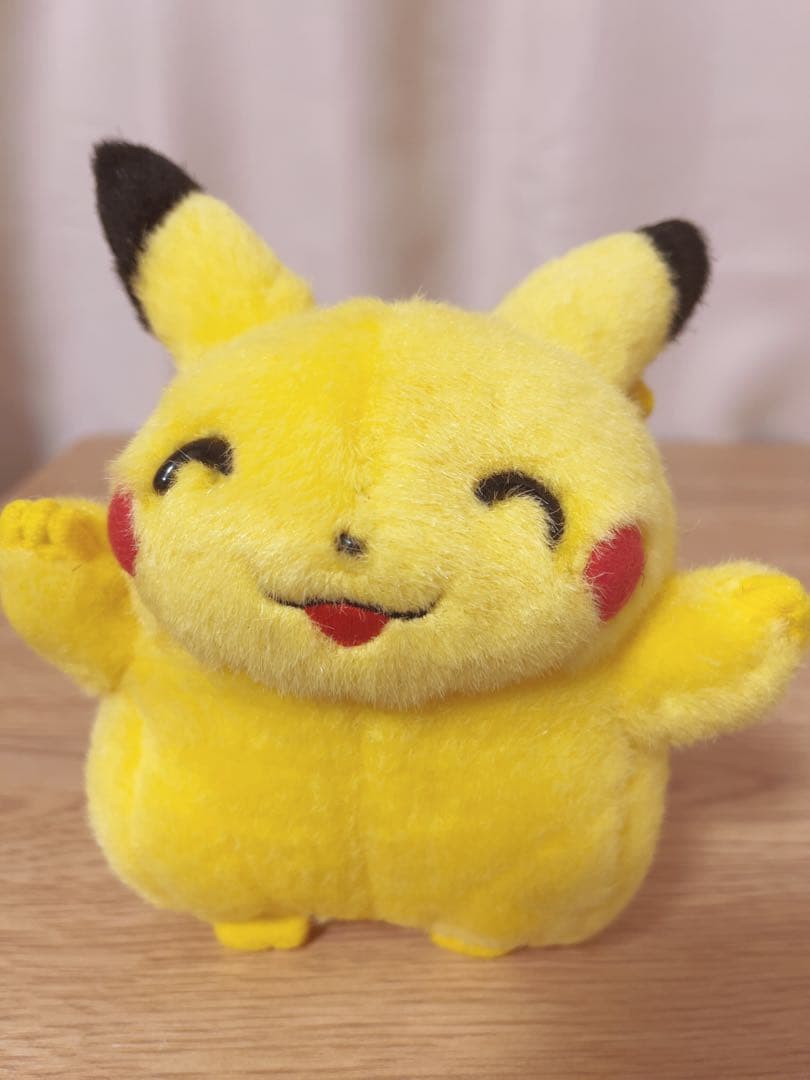 ピカチュウ　初期　tomy バンザイ　にっこり　ピース　ポケモン　当時物　レトロ