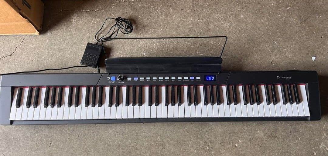 電子ピアノSTARFAVOR SEK-88A
