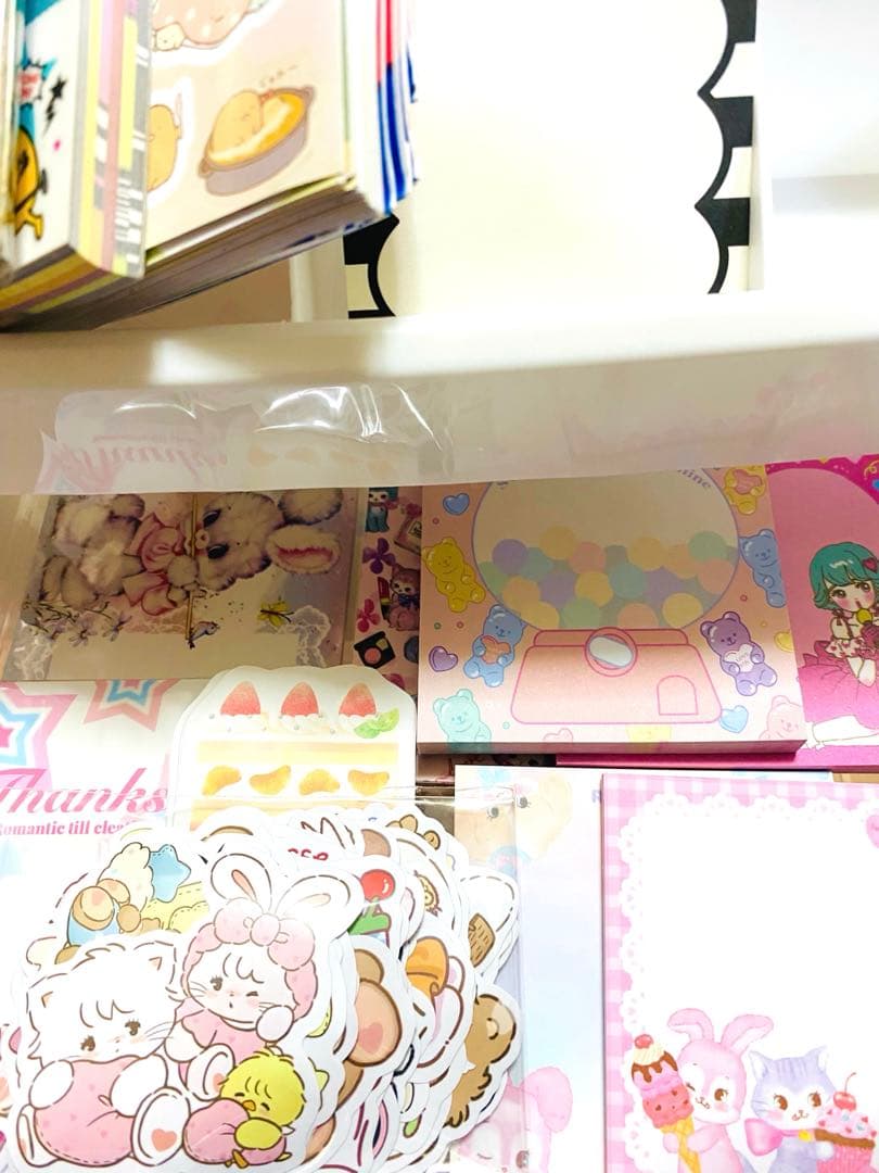 紙モノ♡コレクション整理品♡紙モノ大量まとめ売り♡印刷物セット♡シール♡箱売り