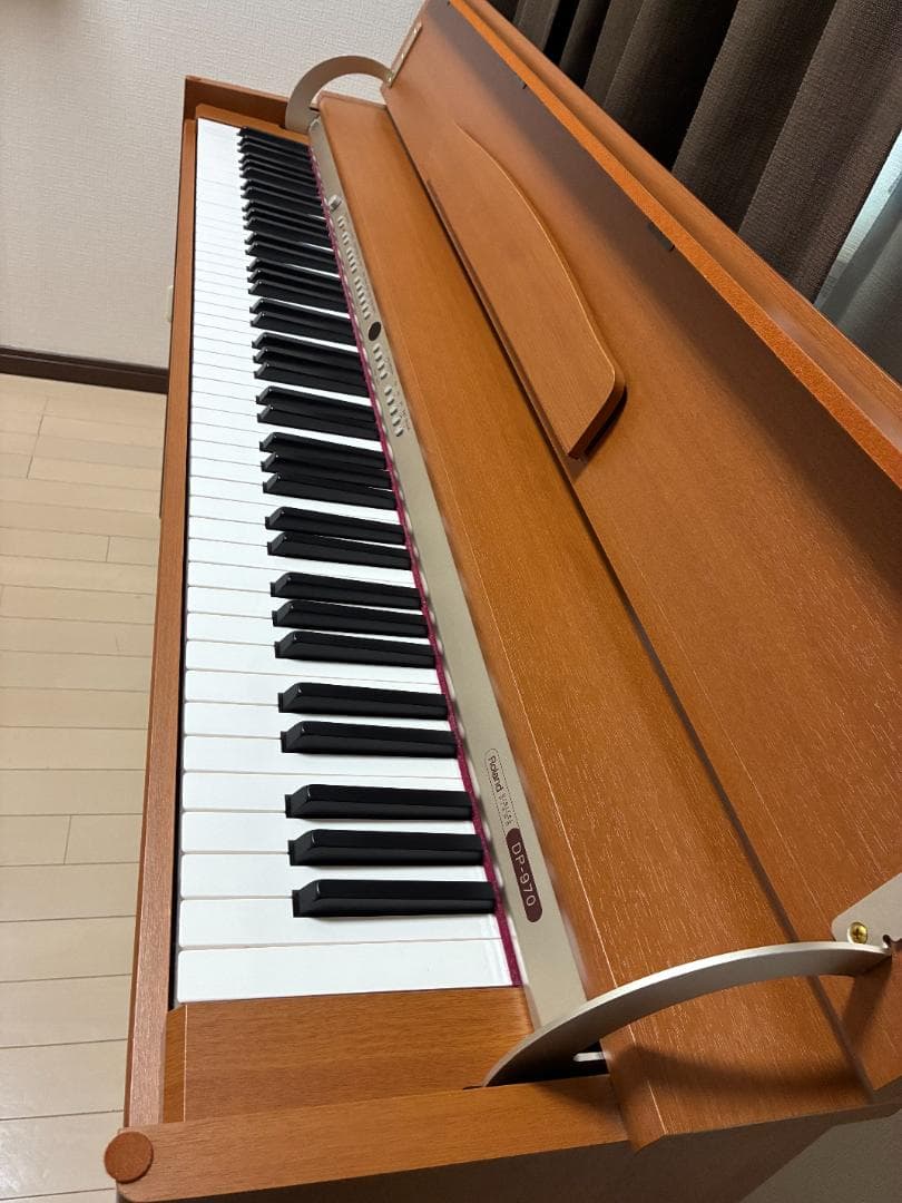 ローランド Roland DP-970 電子ピアノ 昇降イス+付属品・オマケ付き