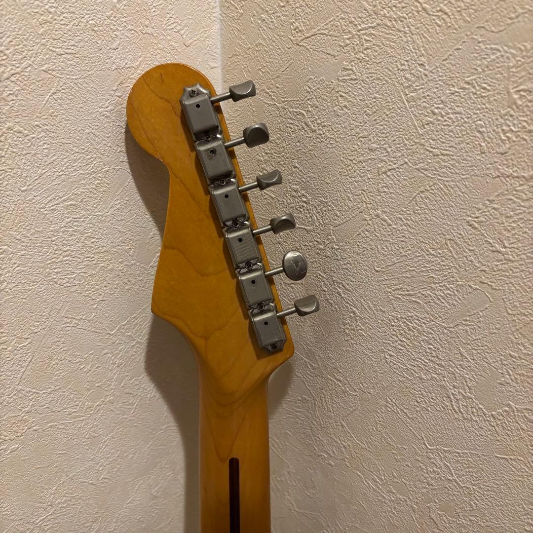 ギター Fender Japan Stratocaster 1999-2002