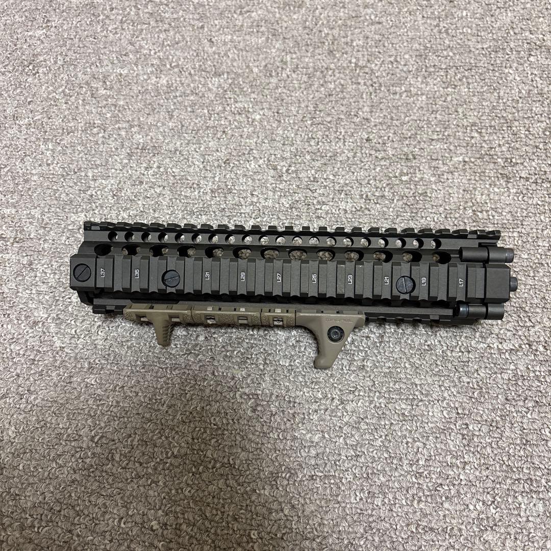 GHK M4/M16系トイガン ハンドガード ブラック/マグプル実物付属