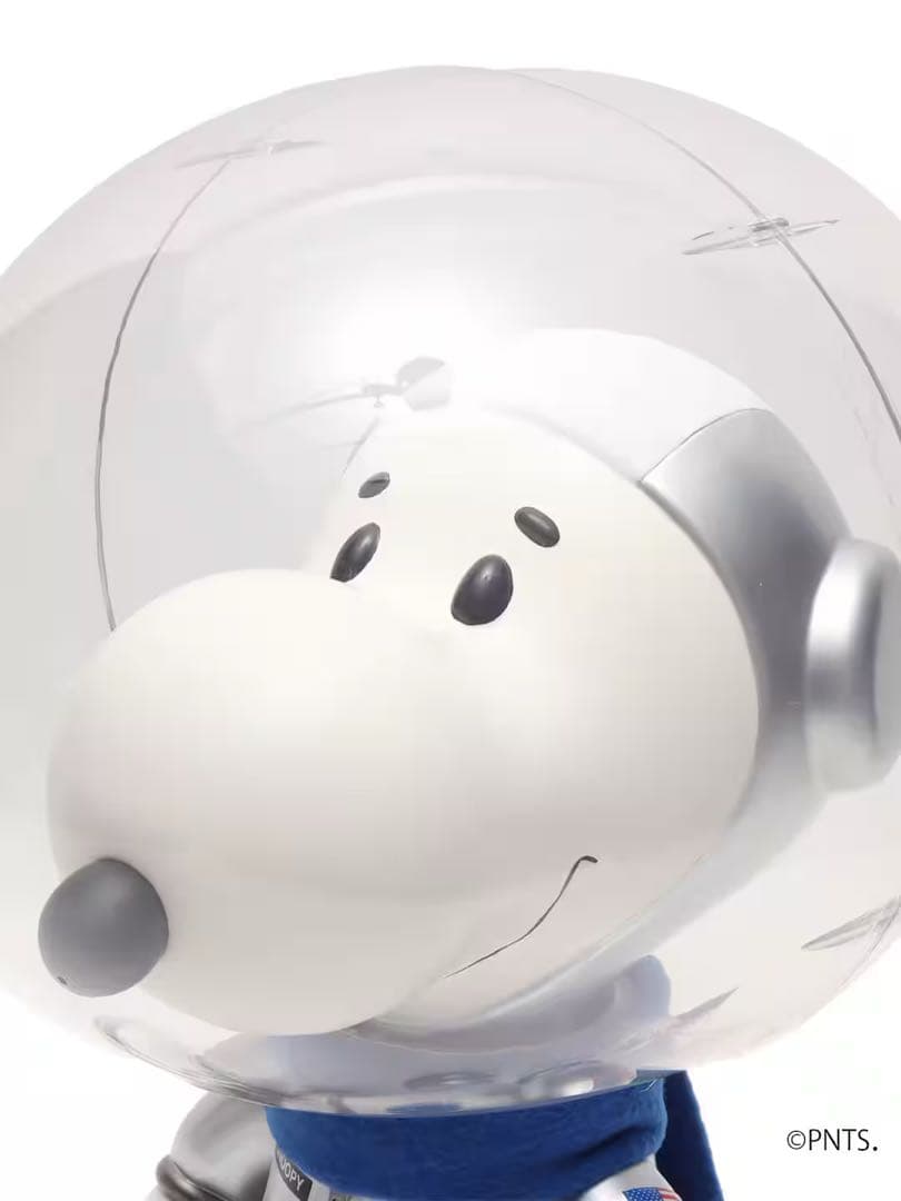 atmos限定150体 SNOOPY (SILVER SPACESUIT)