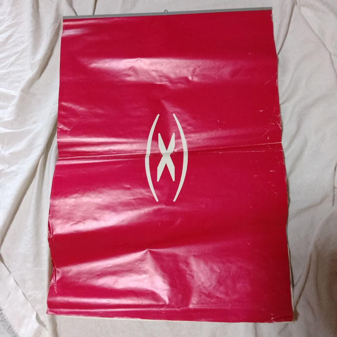 マドンナ 　MADONNA　　　　　　　　　　1993年カレンダー（Χ）超希少品
