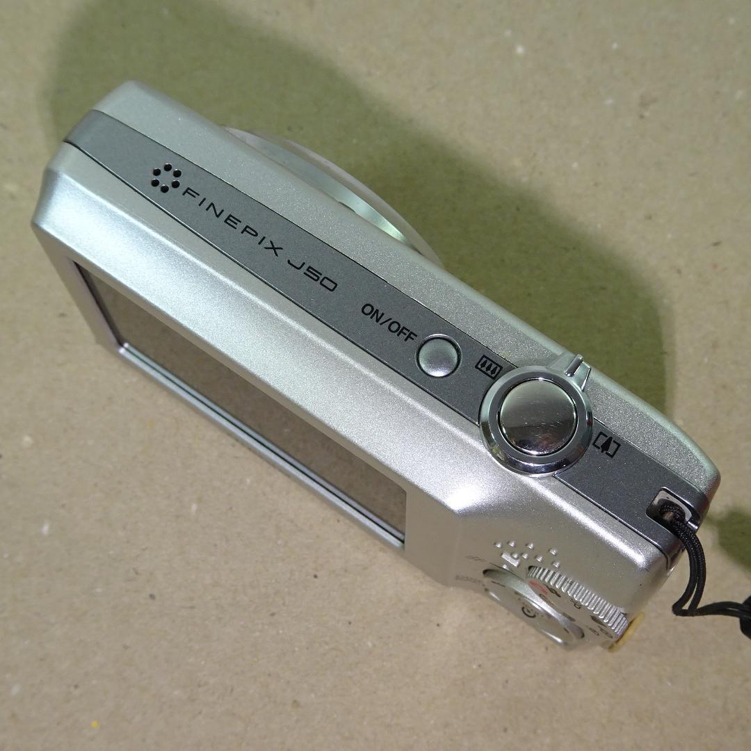 フジフイルム FinePix j50 8.2MP コンパクトデジタルカメラ