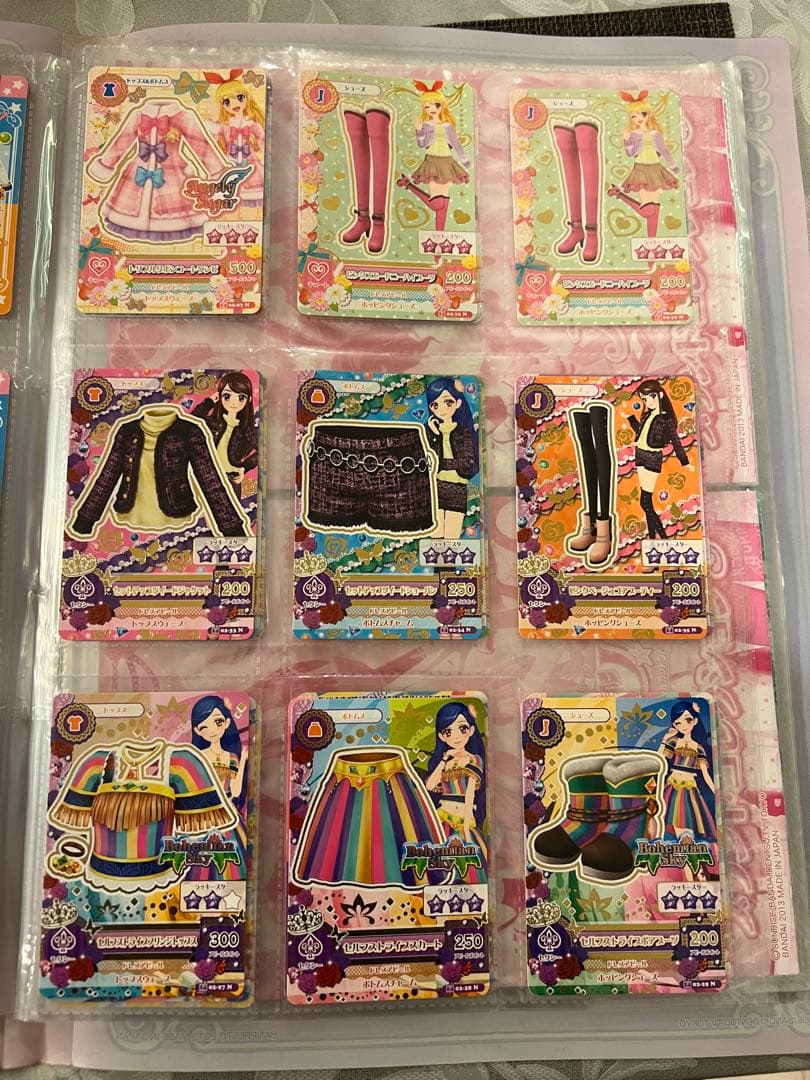 アイカツ ホログラム衣装カードセット 約200枚