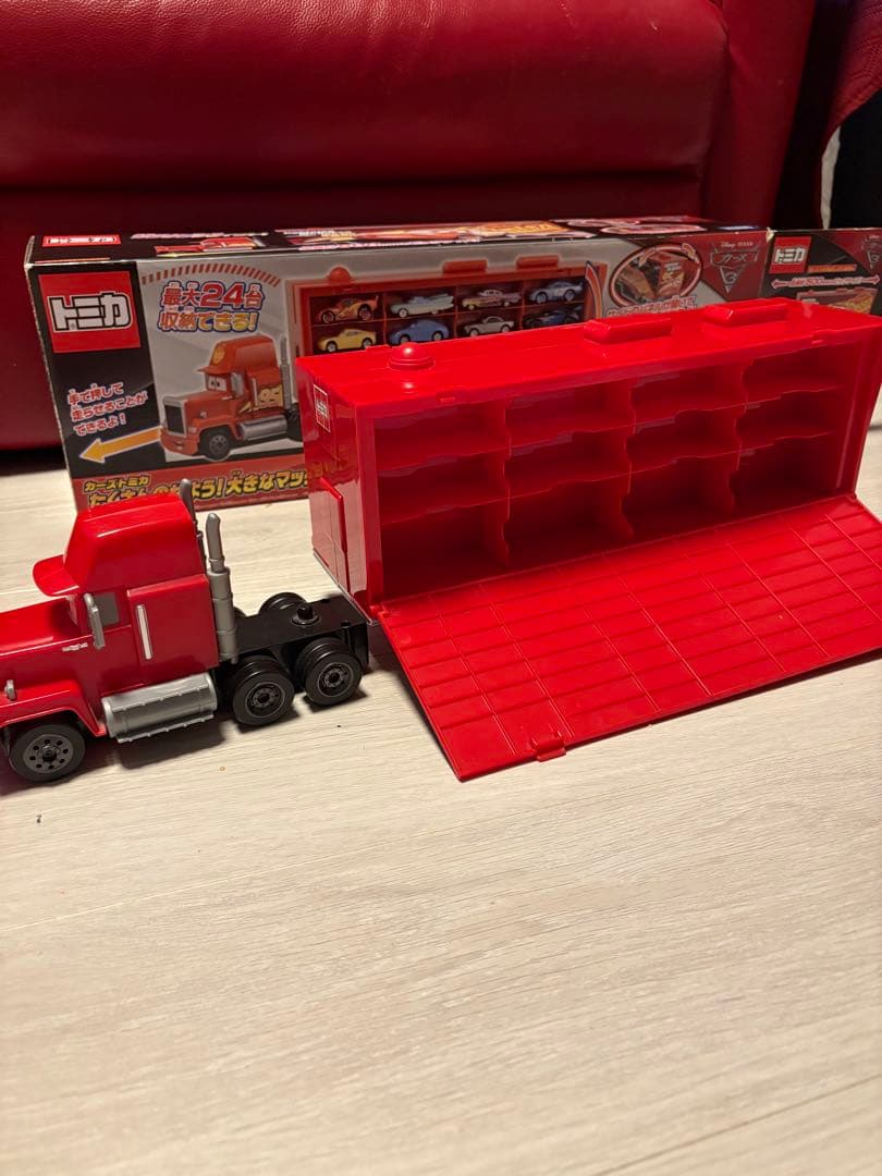 たくさんのせよう！大きなマック(カーズ3タイプ) カーズトミカ 24台収納