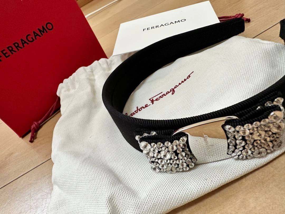 Ferragamo ビジュー付きカチューシャ