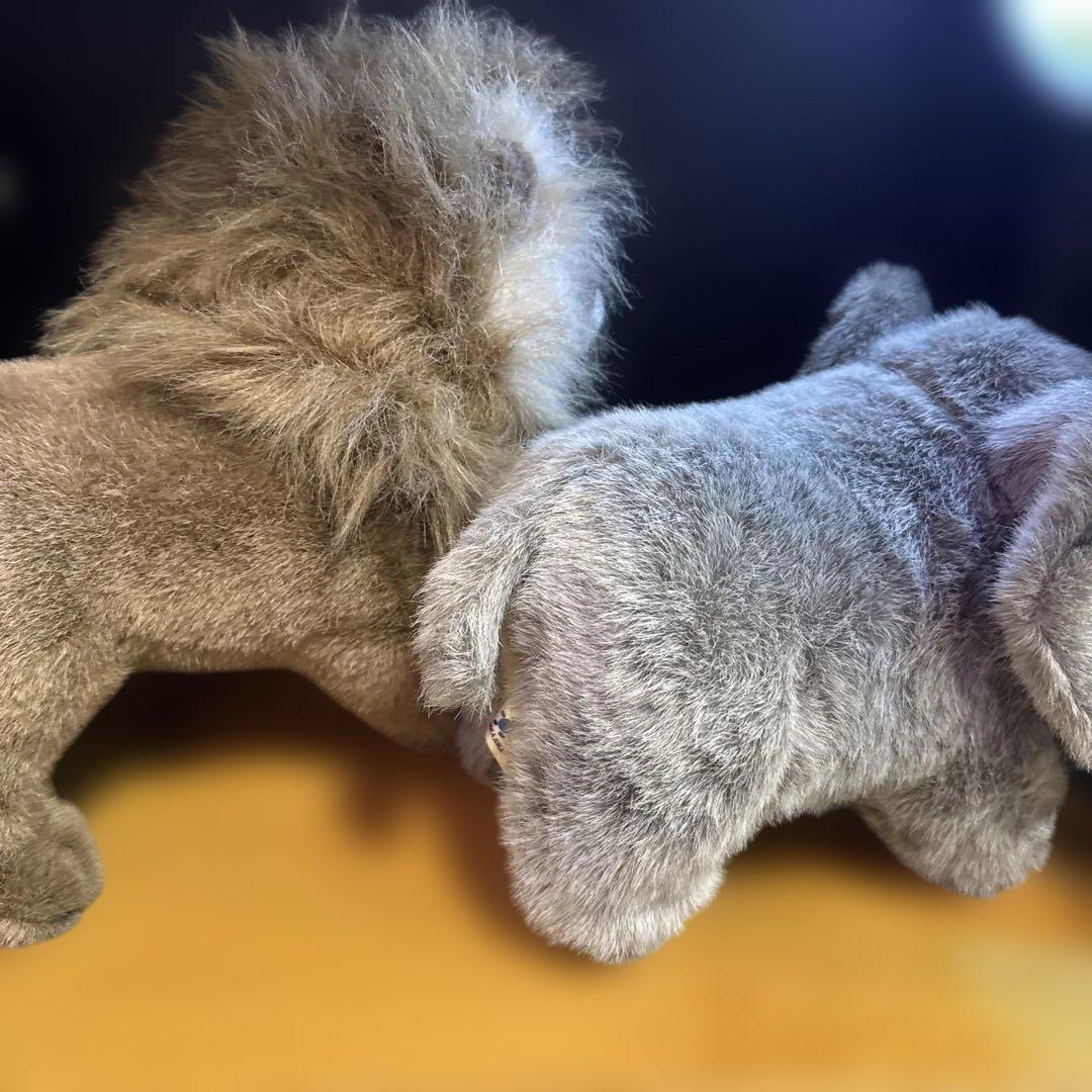 ナカジマコーポレーション製ライオンとゾウのぬいぐるみセット