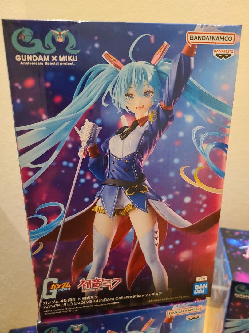 ガンダム45周年 初音ミク×GUNDAM(ガンダム) コラボ フィギュア 7体