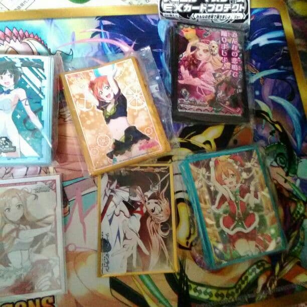 スリーブとプレイマット